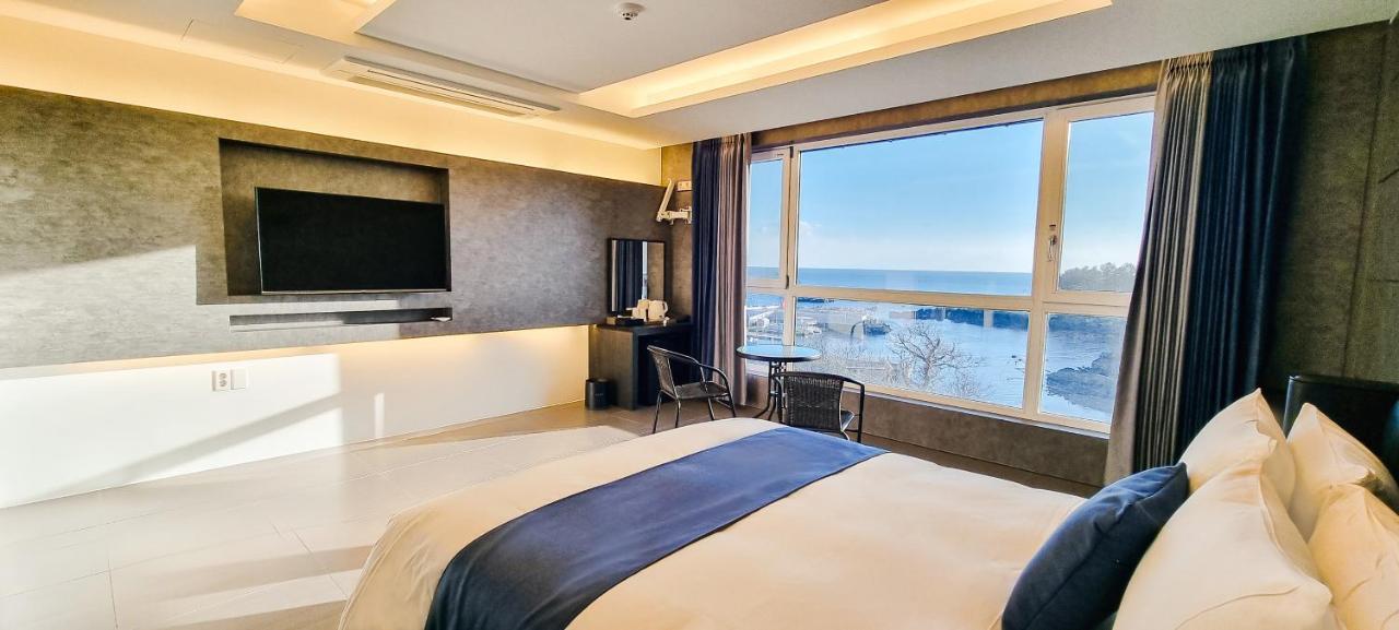 Elren Hotel Jeju Seogwipo Exteriör bild